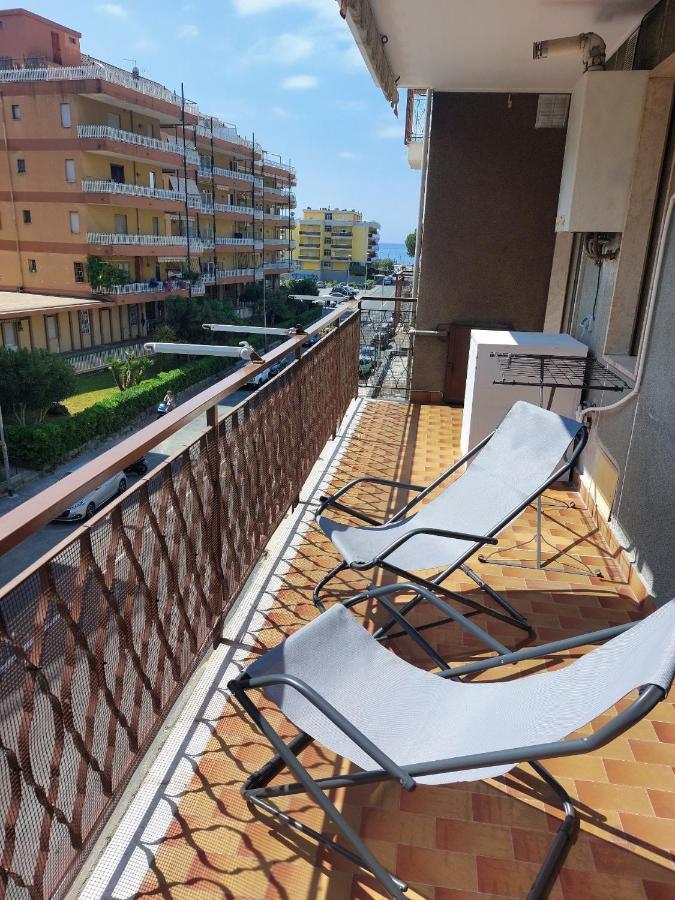 Casa Laura Apartman Ventimiglia Kültér fotó